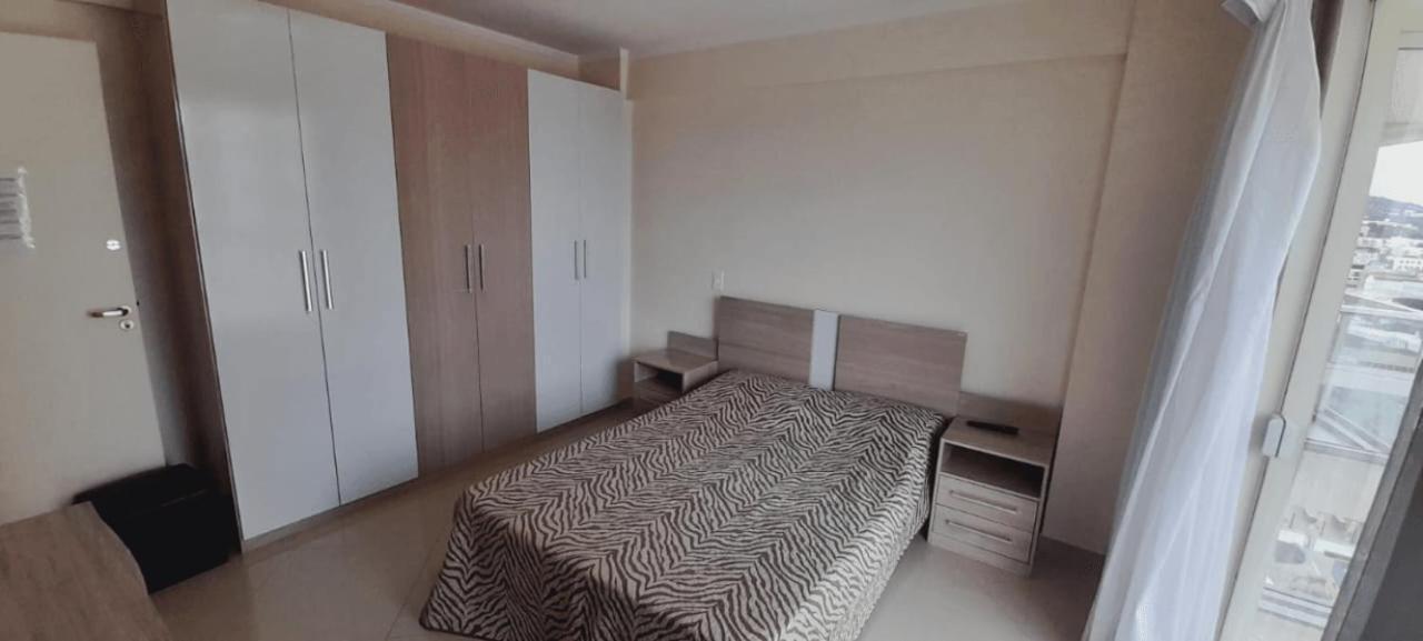 Apart no centro com 2 quartos, ar condicionado, internet, churrasqueira, cozinha completa e máquina de lavar roupas - O APTO NÃO É COMPARTILHADO COM OUTRAS PESSOAS Uniao Da Vitoria Extérieur photo